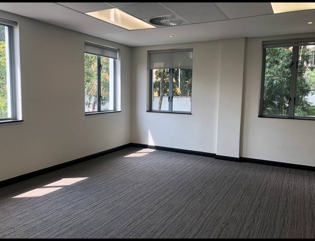 217M² OFFICE TO LET IN SANDHURST